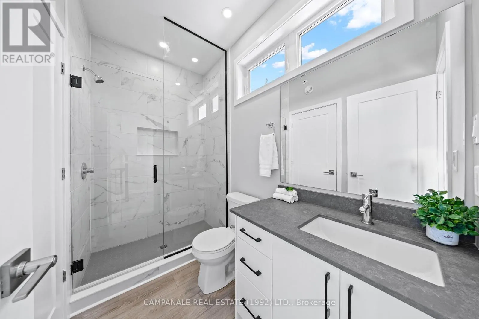 4 MODUGNO AVENUE
