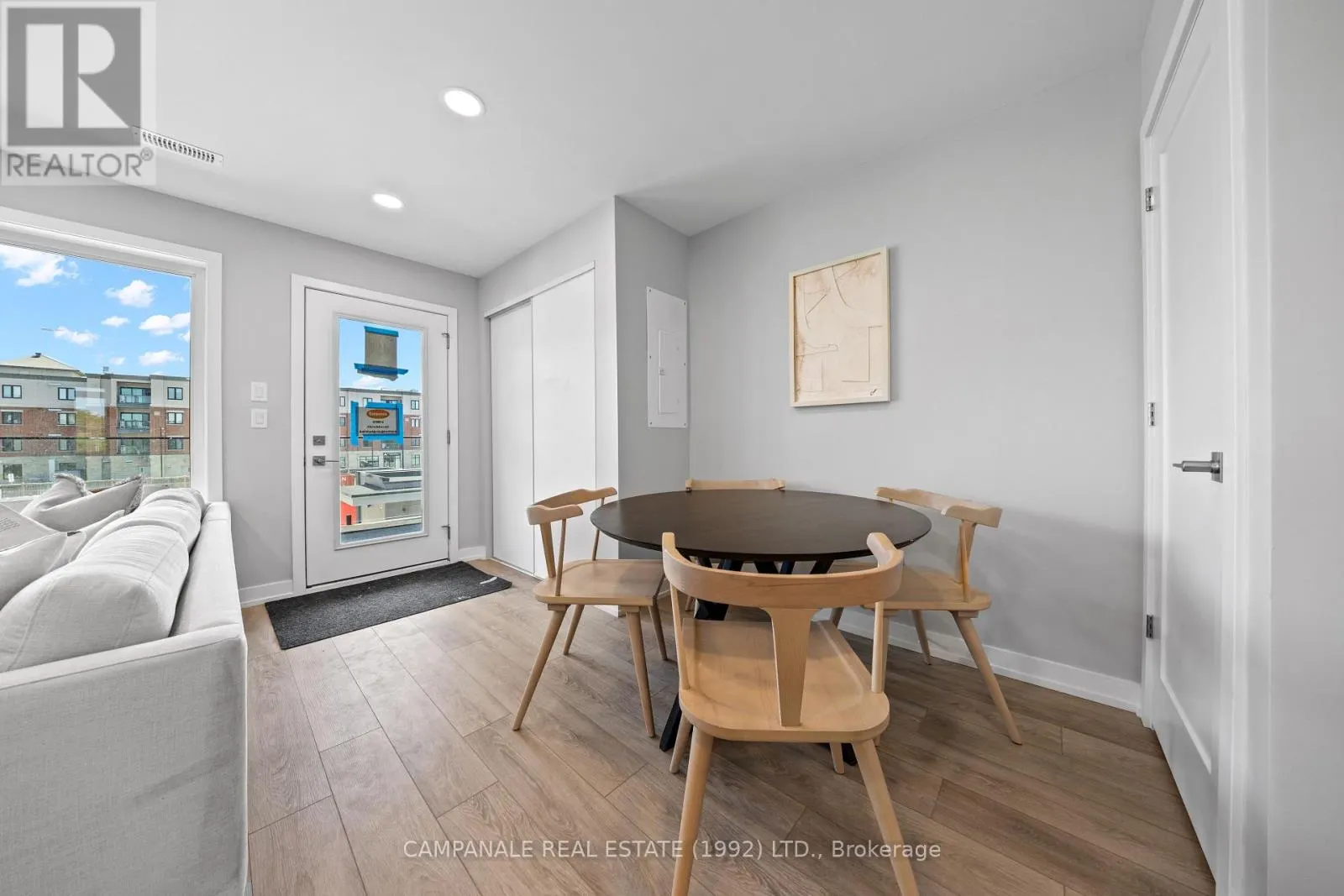 4 MODUGNO AVENUE