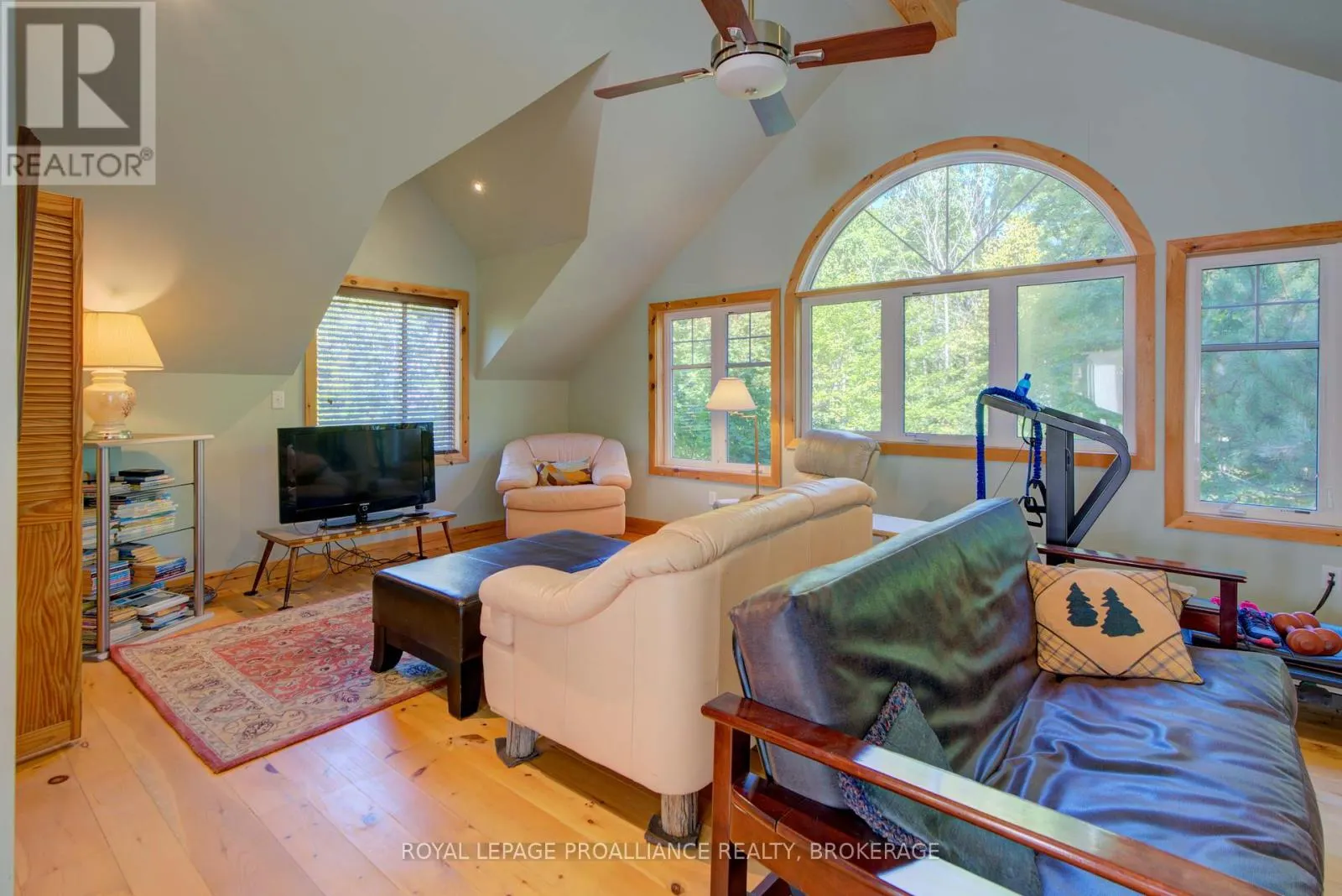 441B MACCOMISH LANE