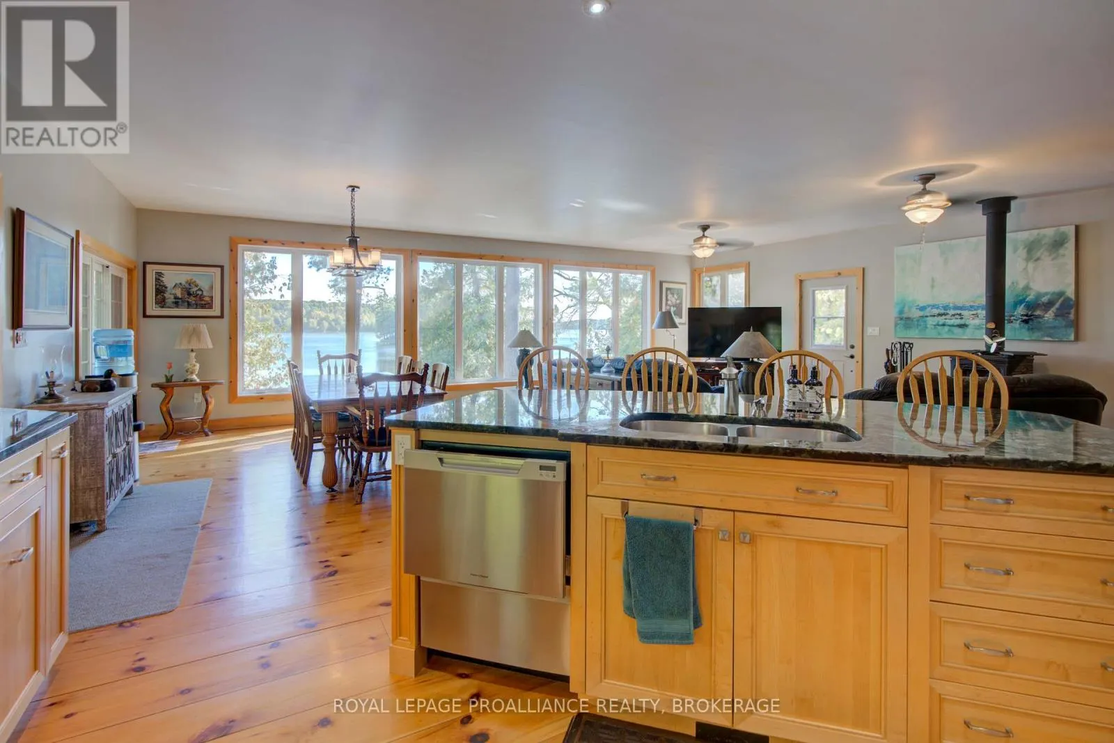 441B MACCOMISH LANE