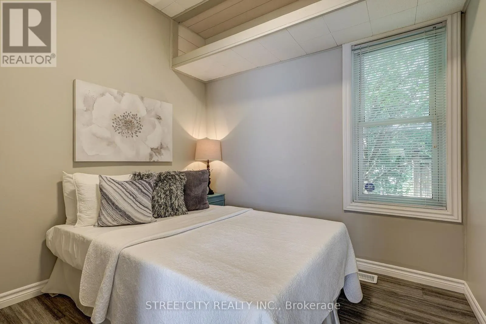 12 CAVENDISH CRESCENT