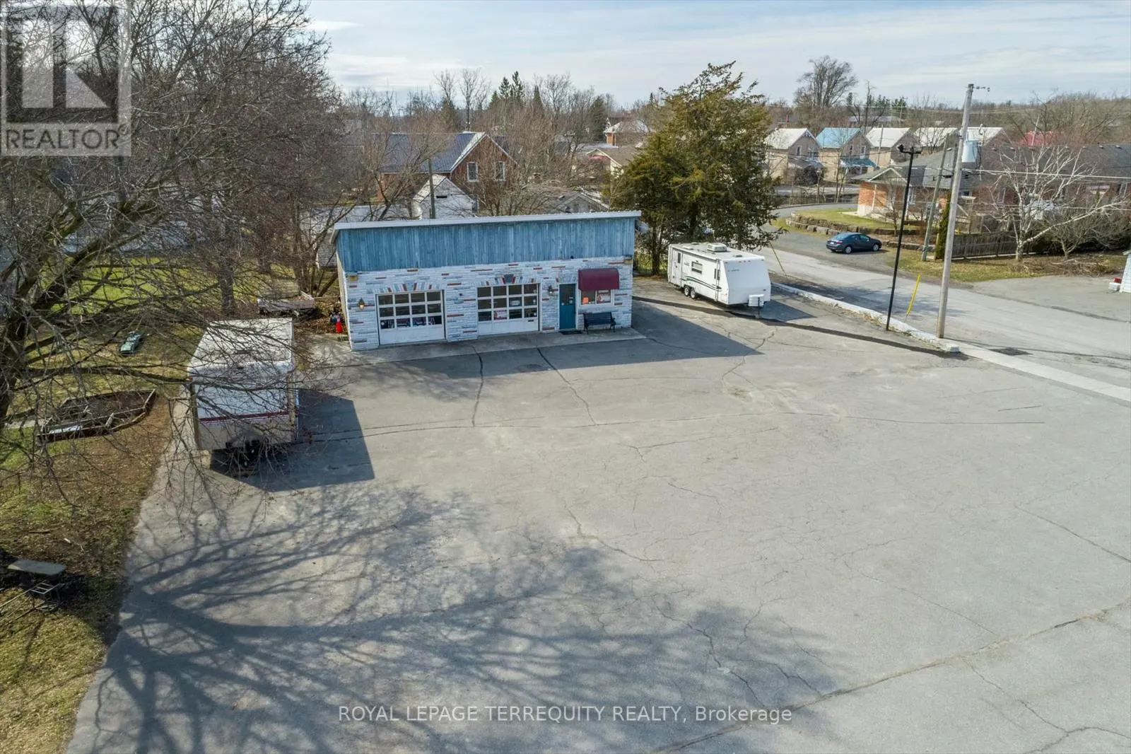 119 BRIDGE STREET W