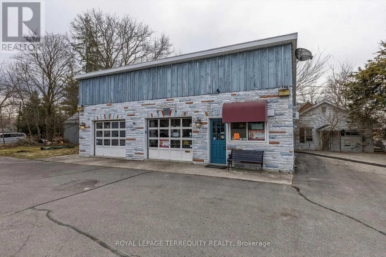 119 BRIDGE STREET W