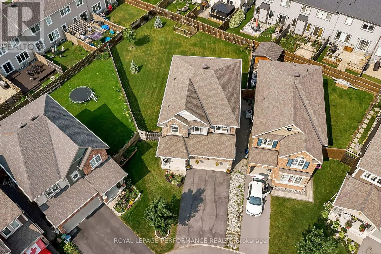 16 SWEETBAY CIRCLE