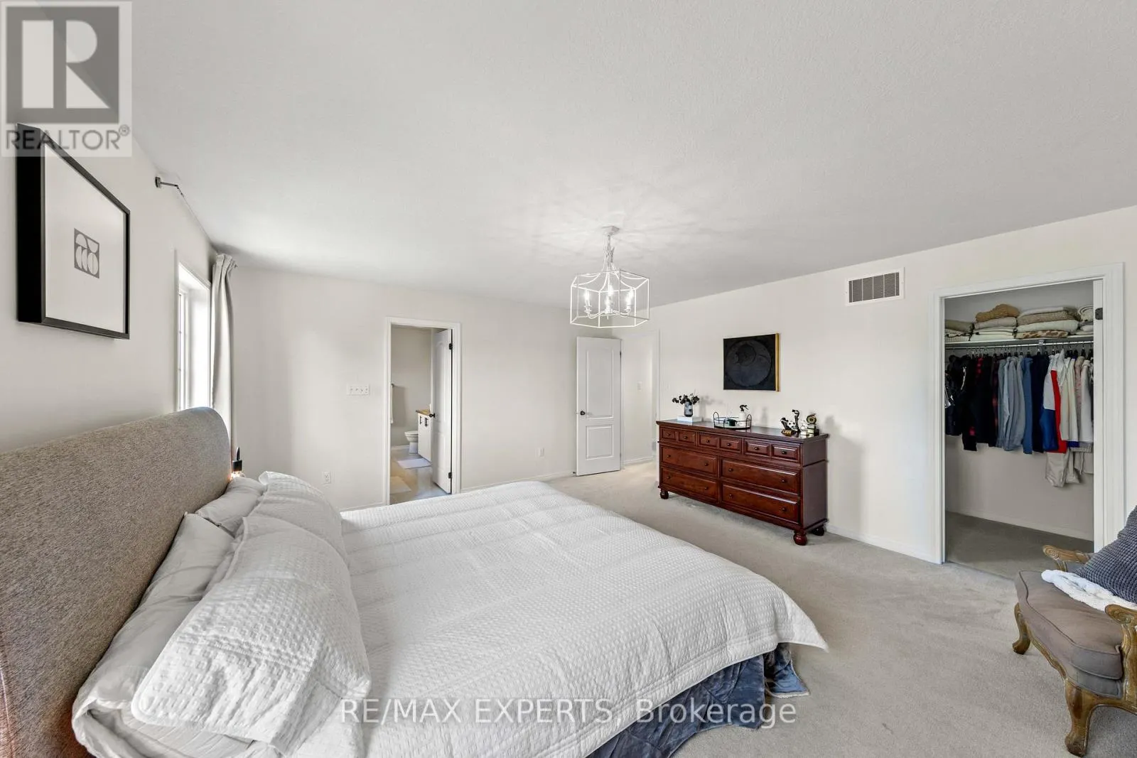 78 LAMBERT CRESCENT