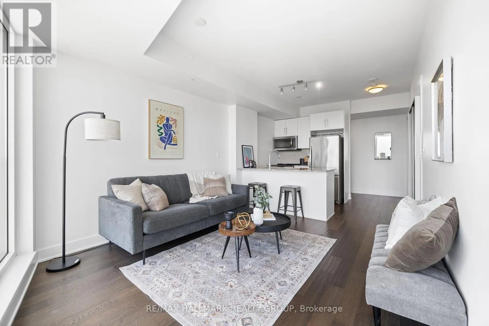 1906 - 485 RICHMOND ROAD