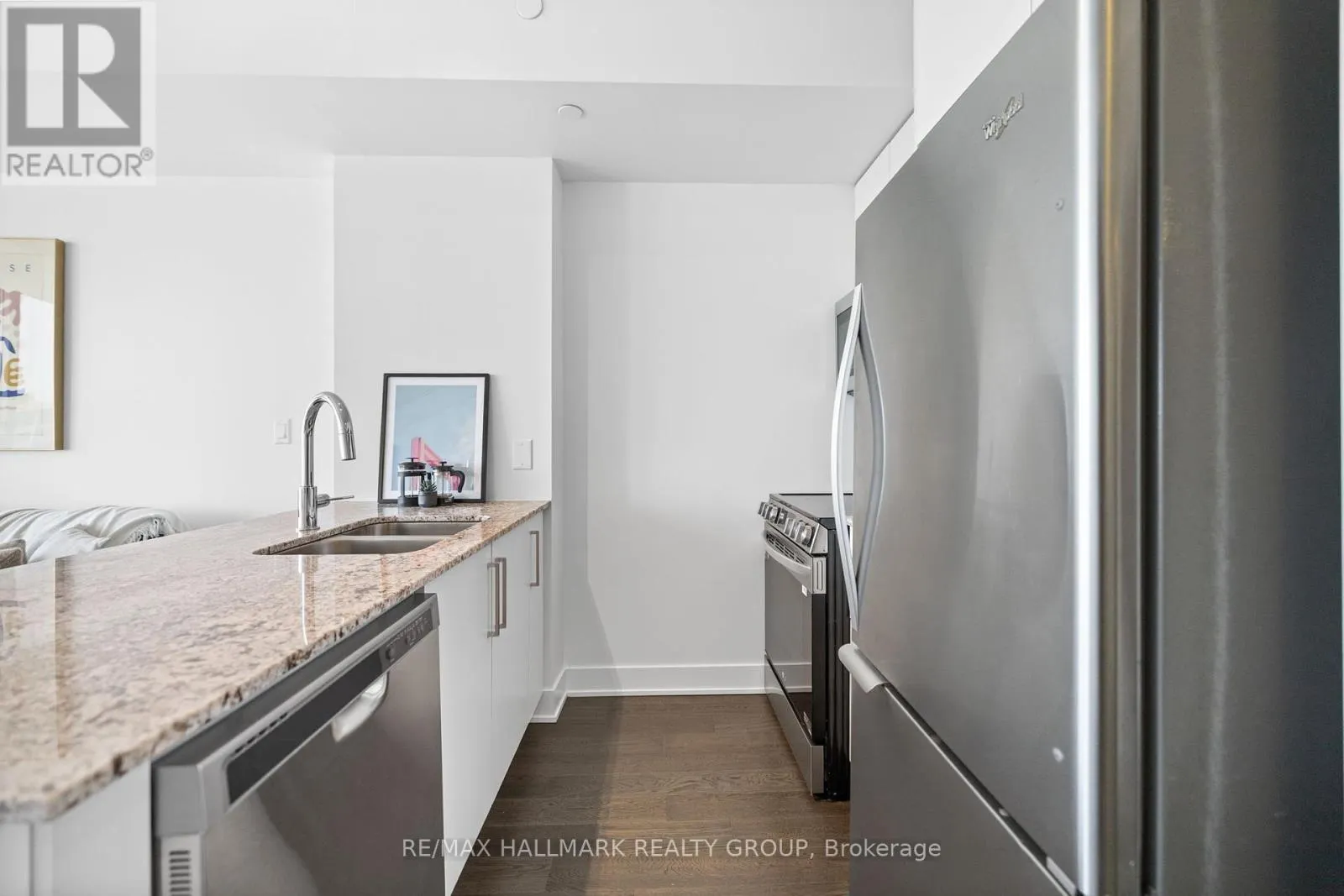 1906 - 485 RICHMOND ROAD