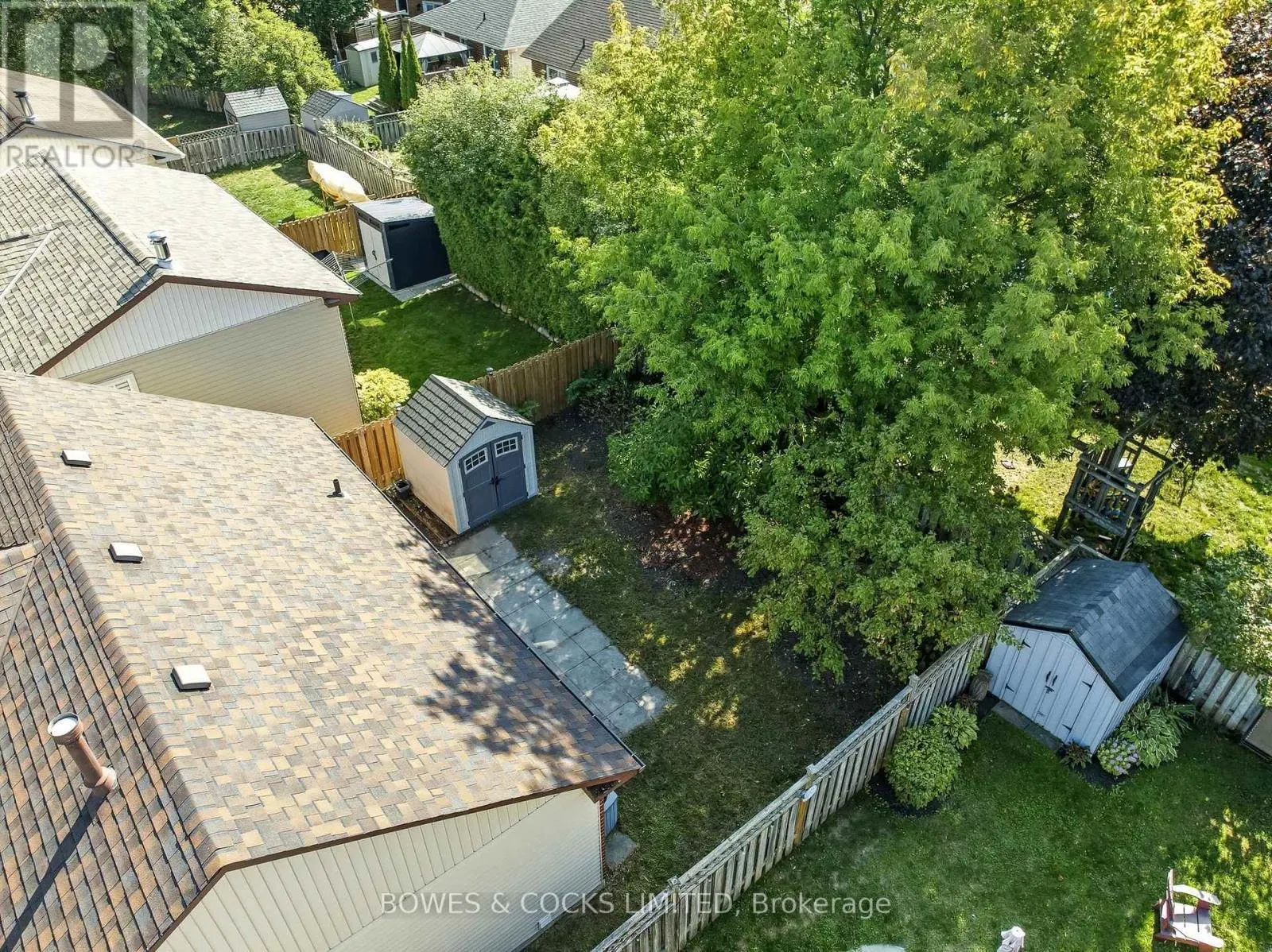 523 LAURIE AVENUE