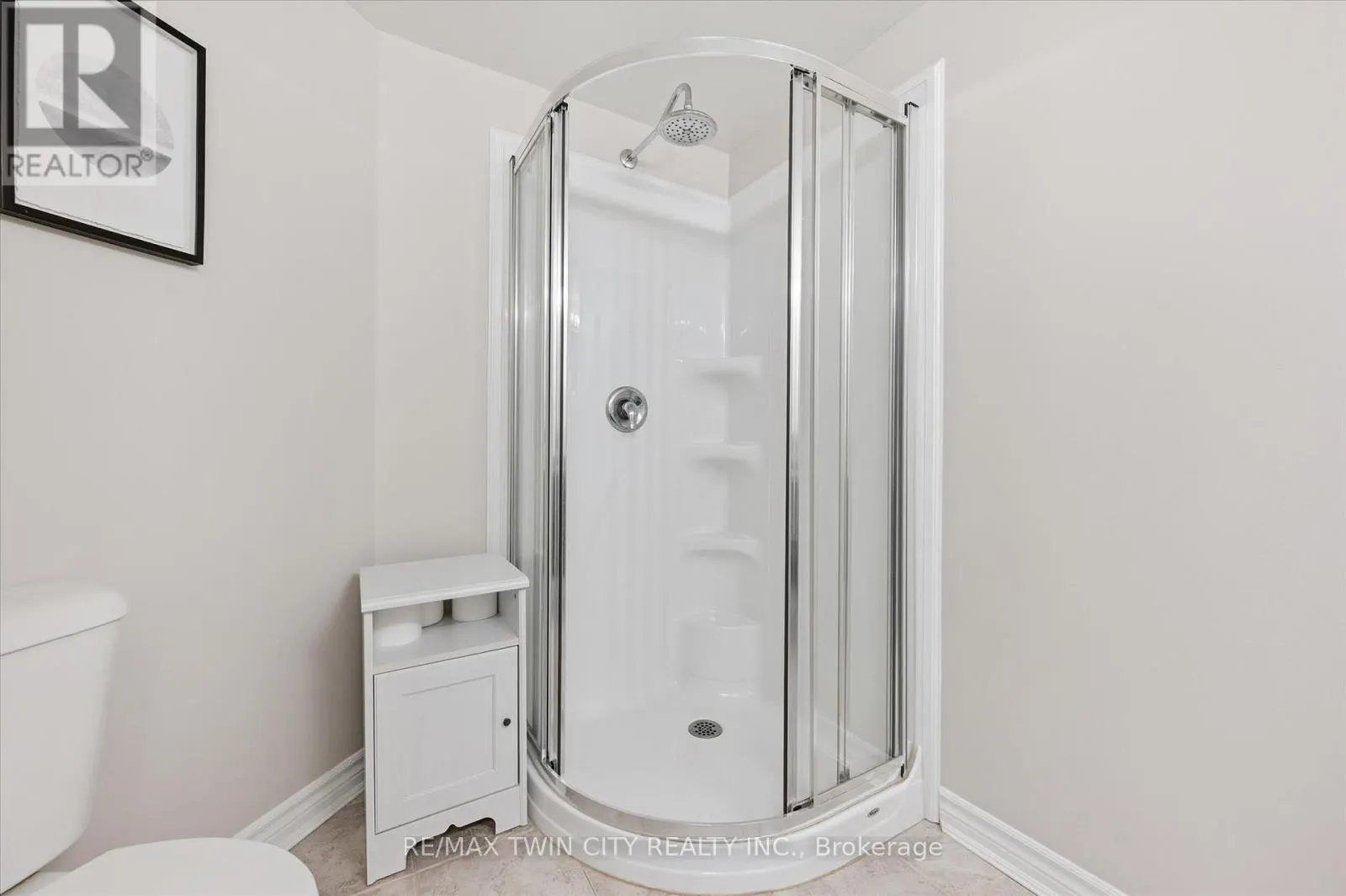 301 - 776 LAURELWOOD DRIVE