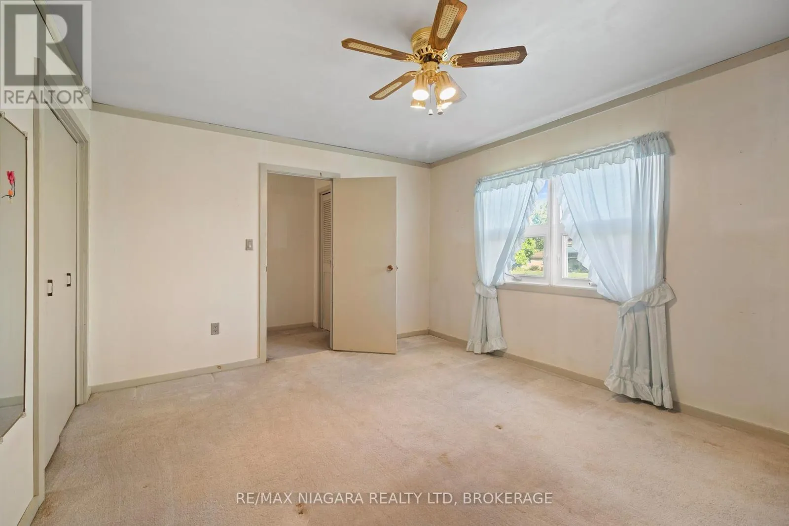 613 QUEENSTON ROAD