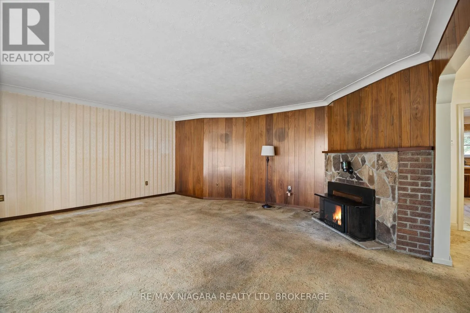 613 QUEENSTON ROAD