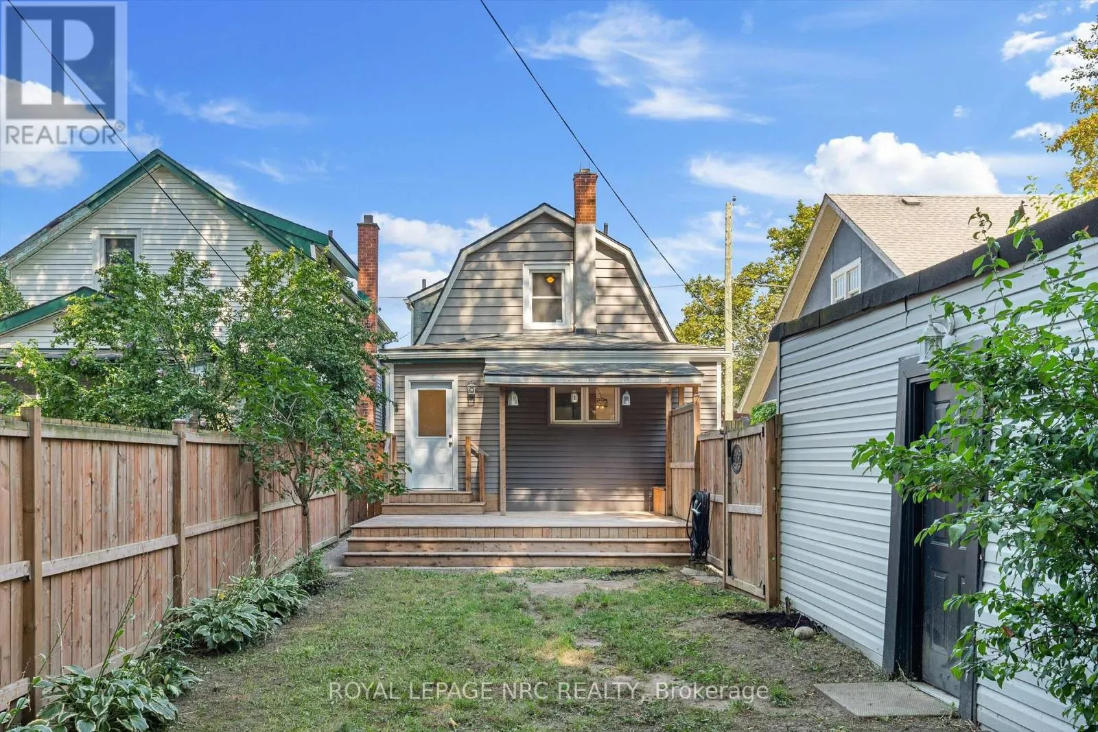 38 LOUISA STREET