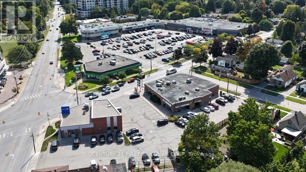 1288 COMMISSIONERS ROAD W
