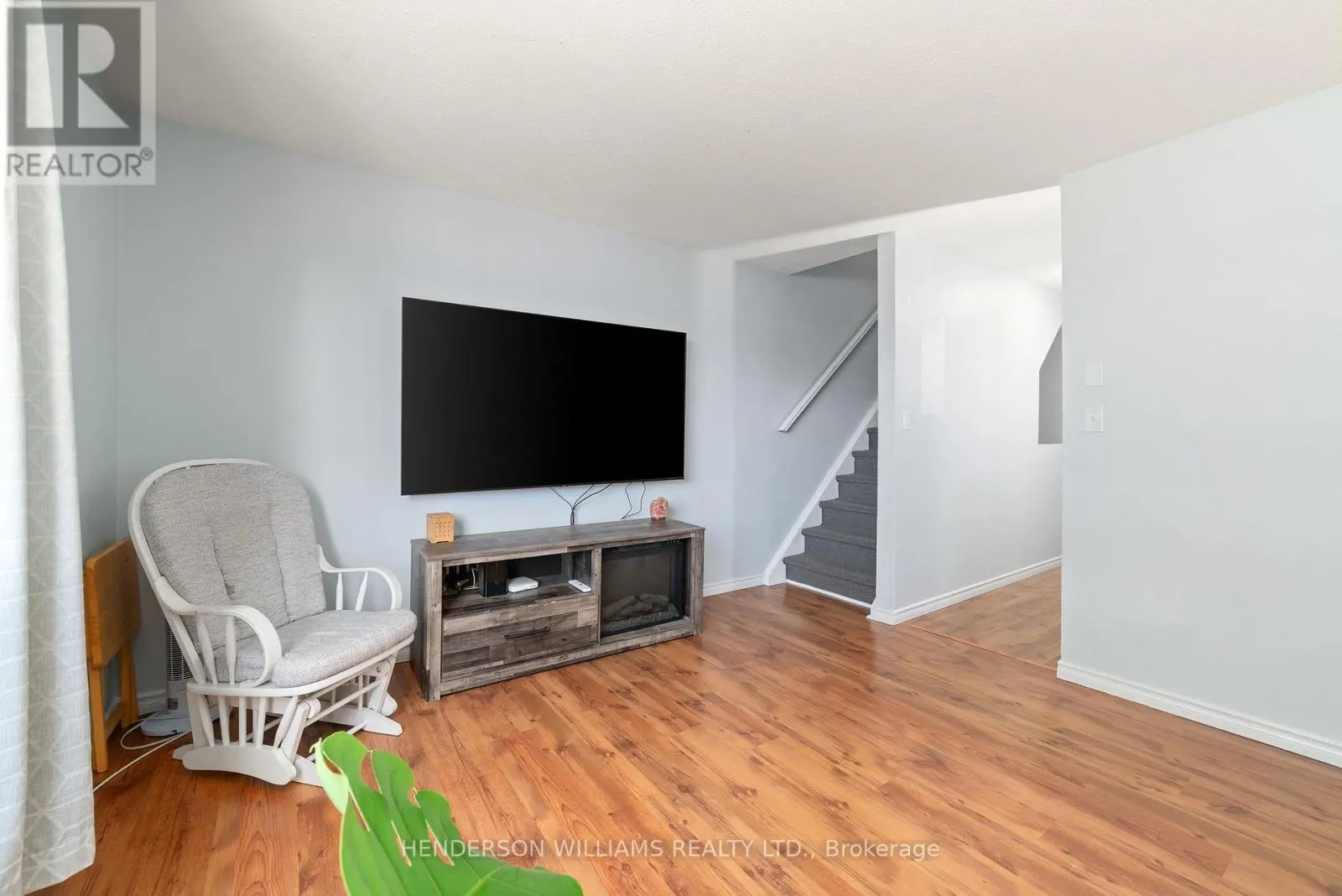72 - 25 TRACEY PARK DRIVE, #72