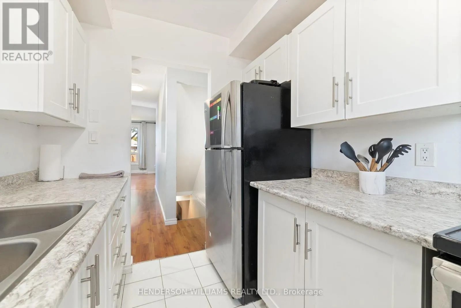 72 - 25 TRACEY PARK DRIVE, #72
