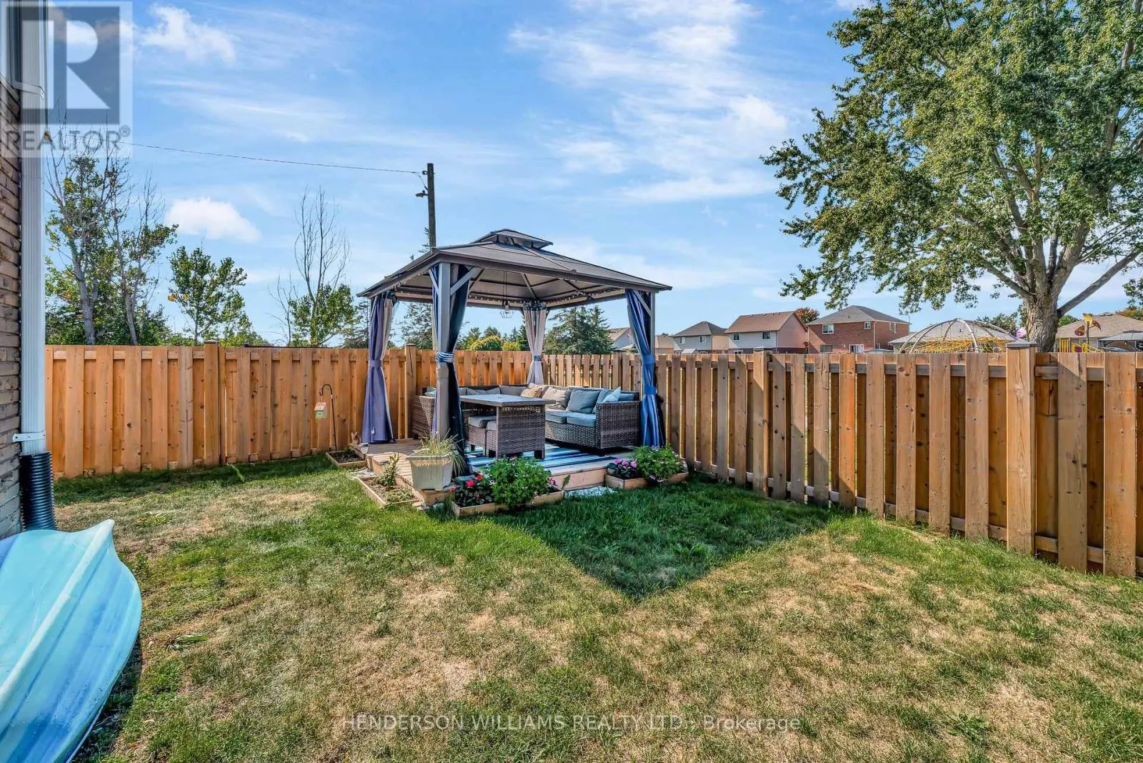 72 - 25 TRACEY PARK DRIVE, #72