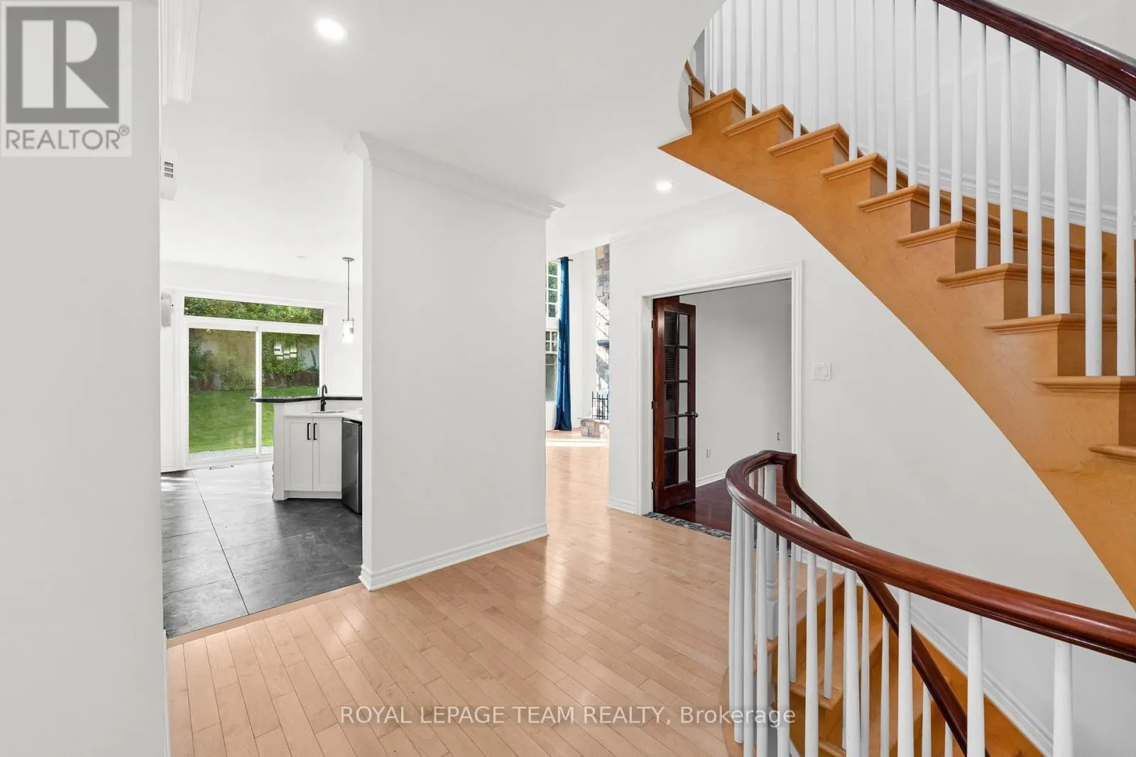 60 IRONSIDE COURT