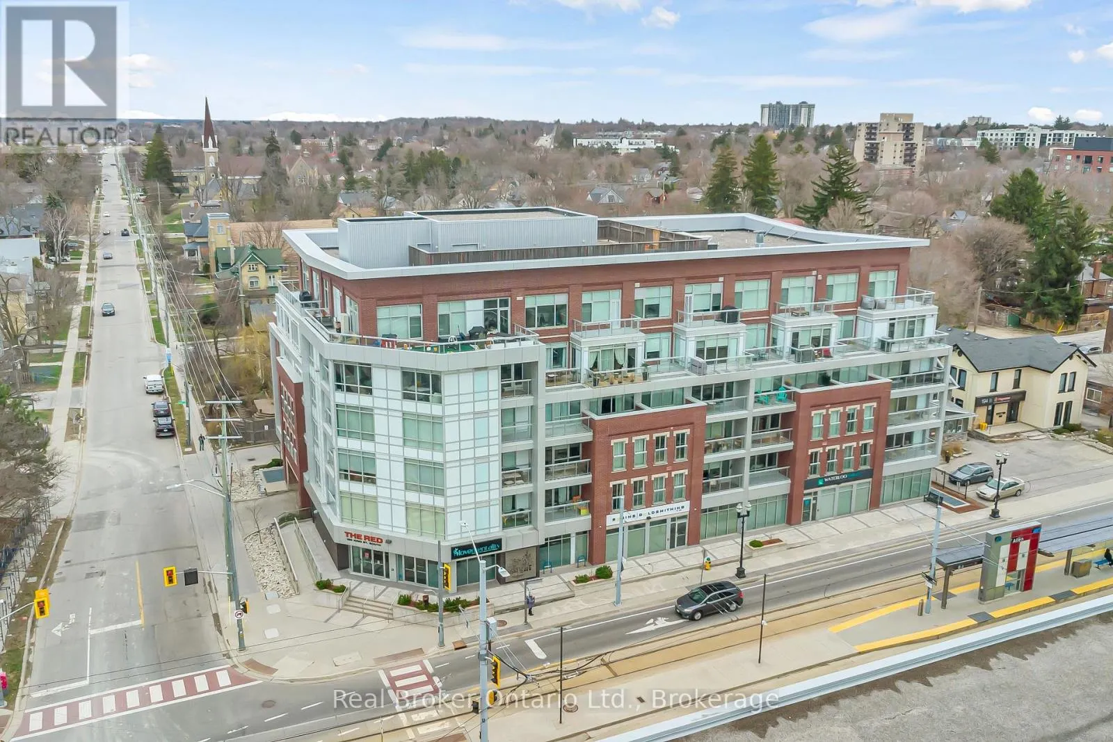 214 - 188 KING STREET S, #214