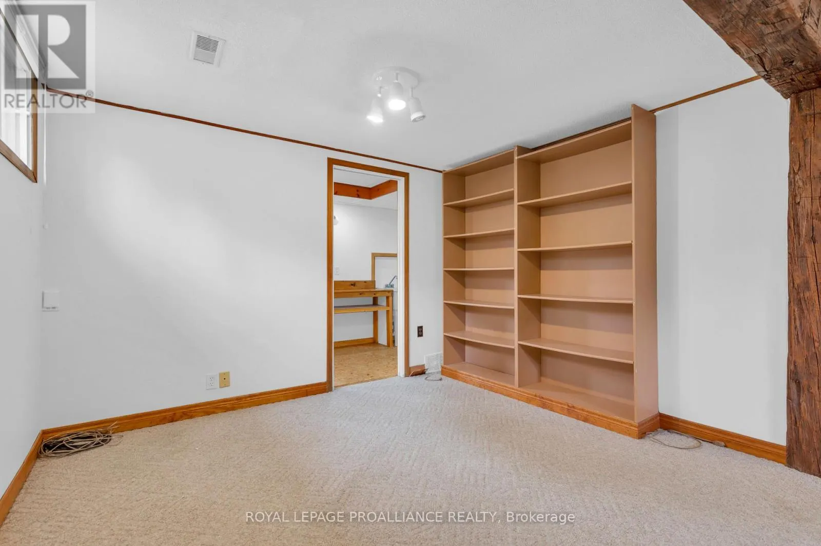 5 ORCHARD CRESCENT