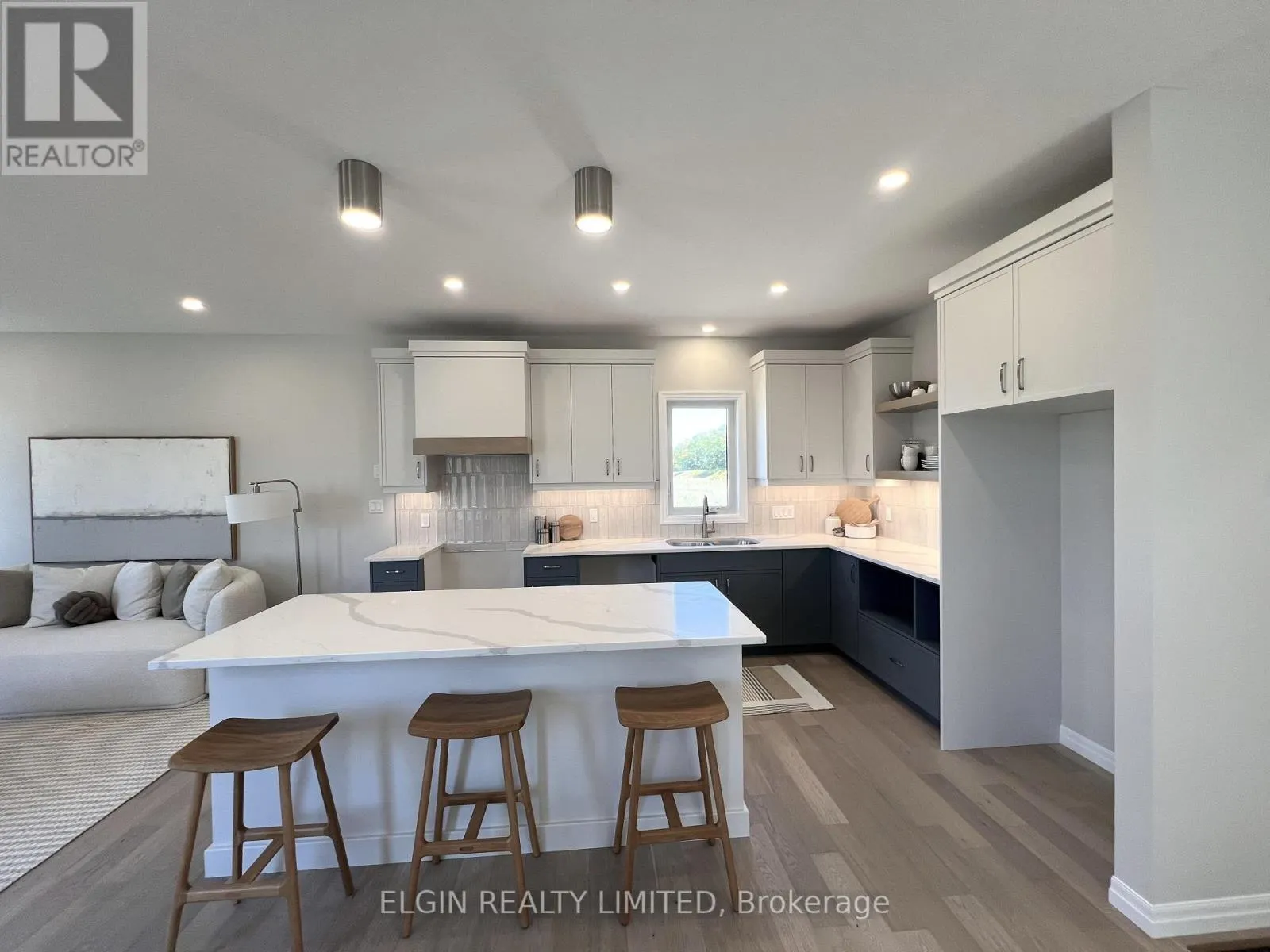 42195 MCBAIN LINE