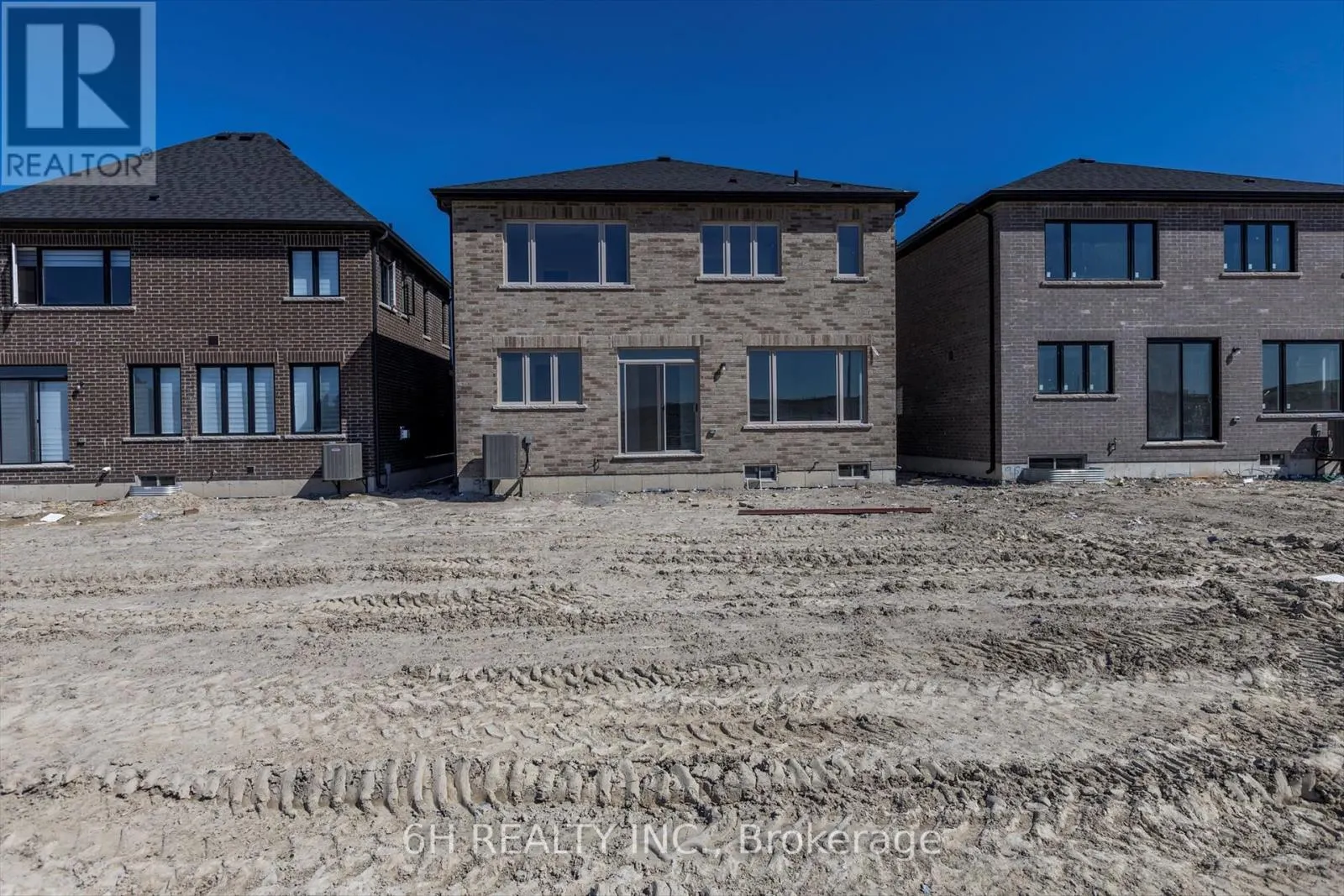 329 O'TOOLE CRESCENT