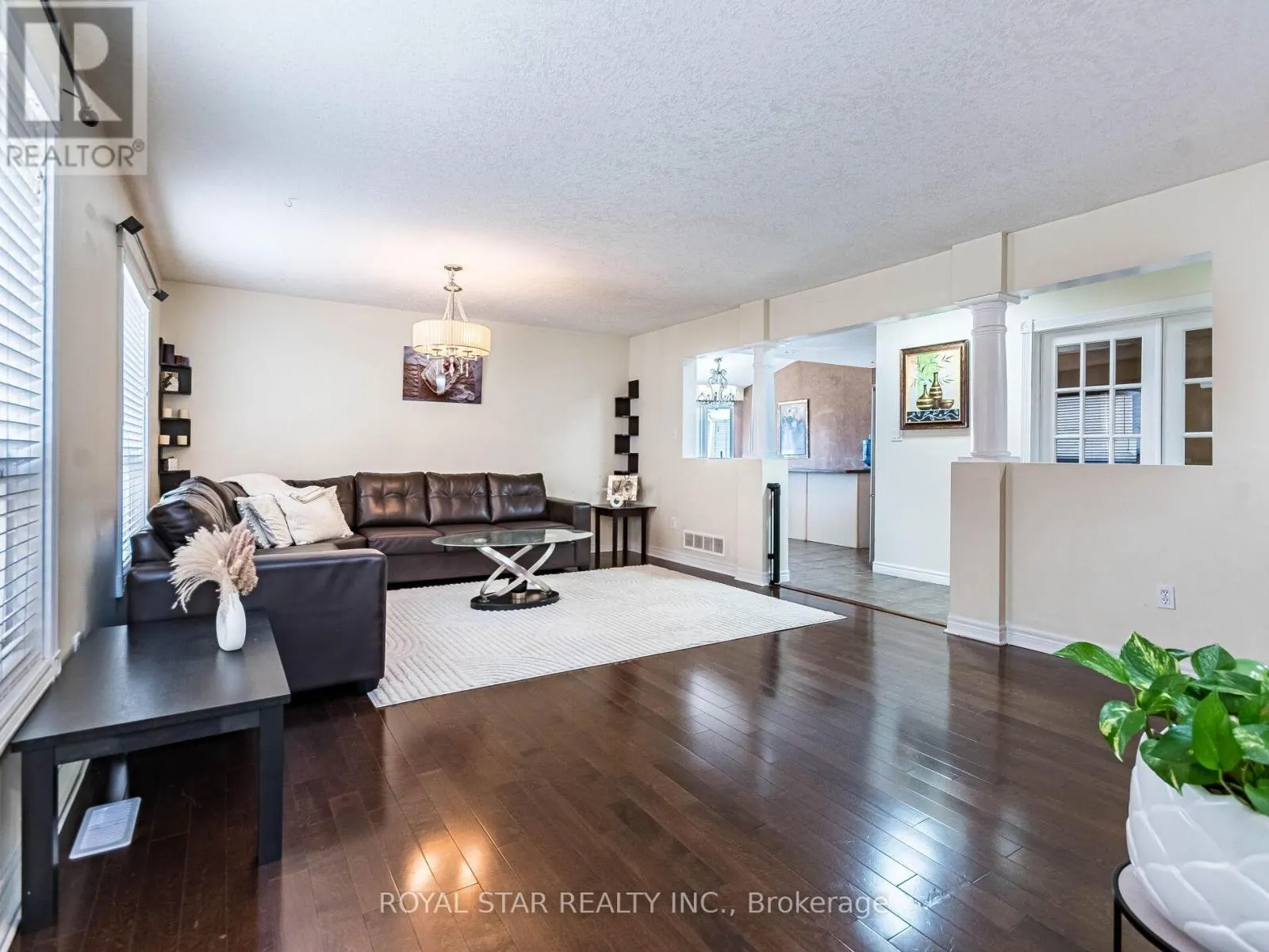 63 GREEN BANK DRIVE