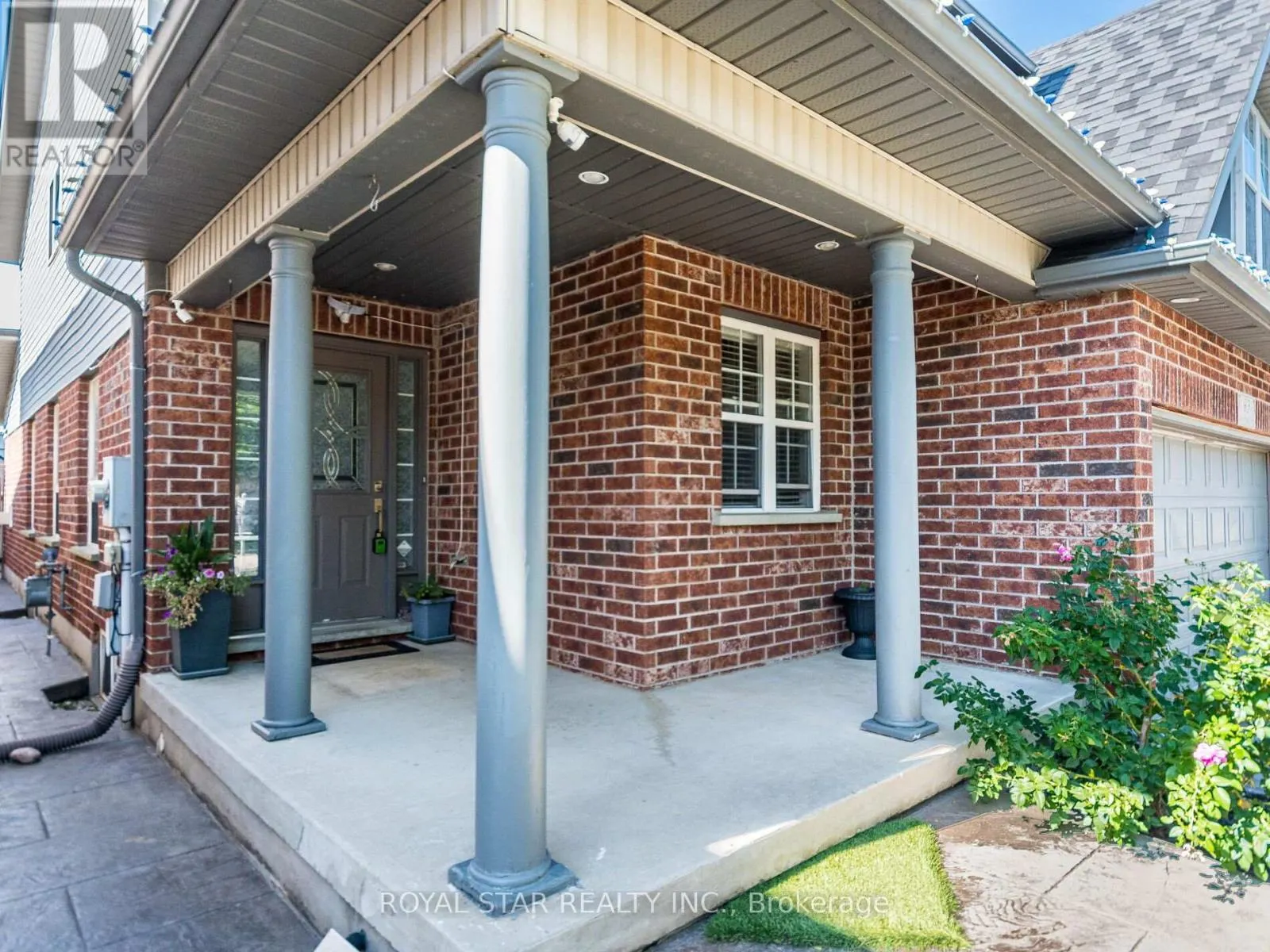 63 GREEN BANK DRIVE