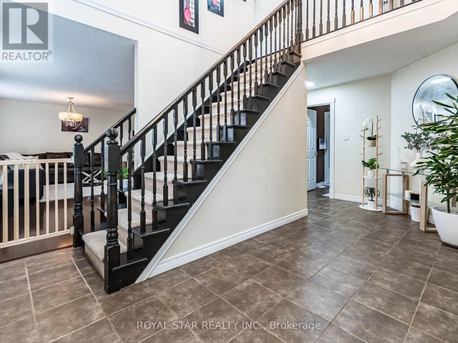 63 GREEN BANK DRIVE