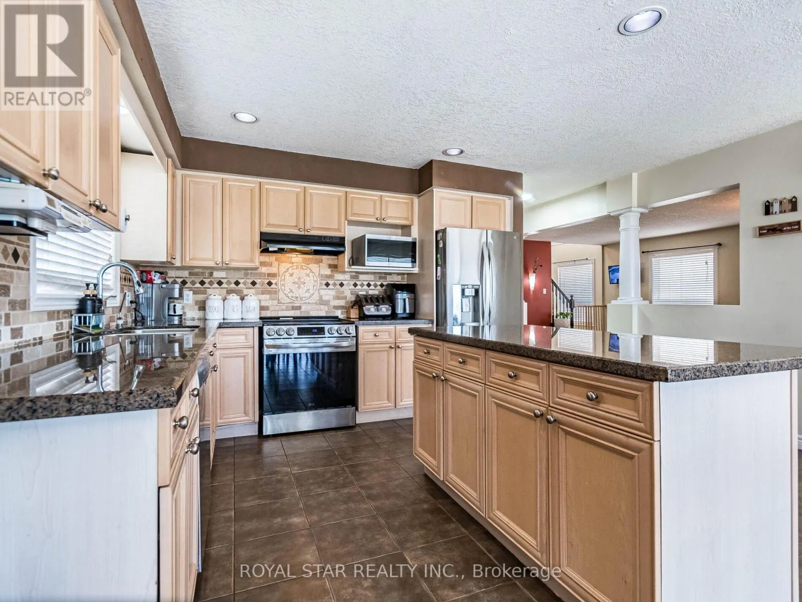 63 GREEN BANK DRIVE