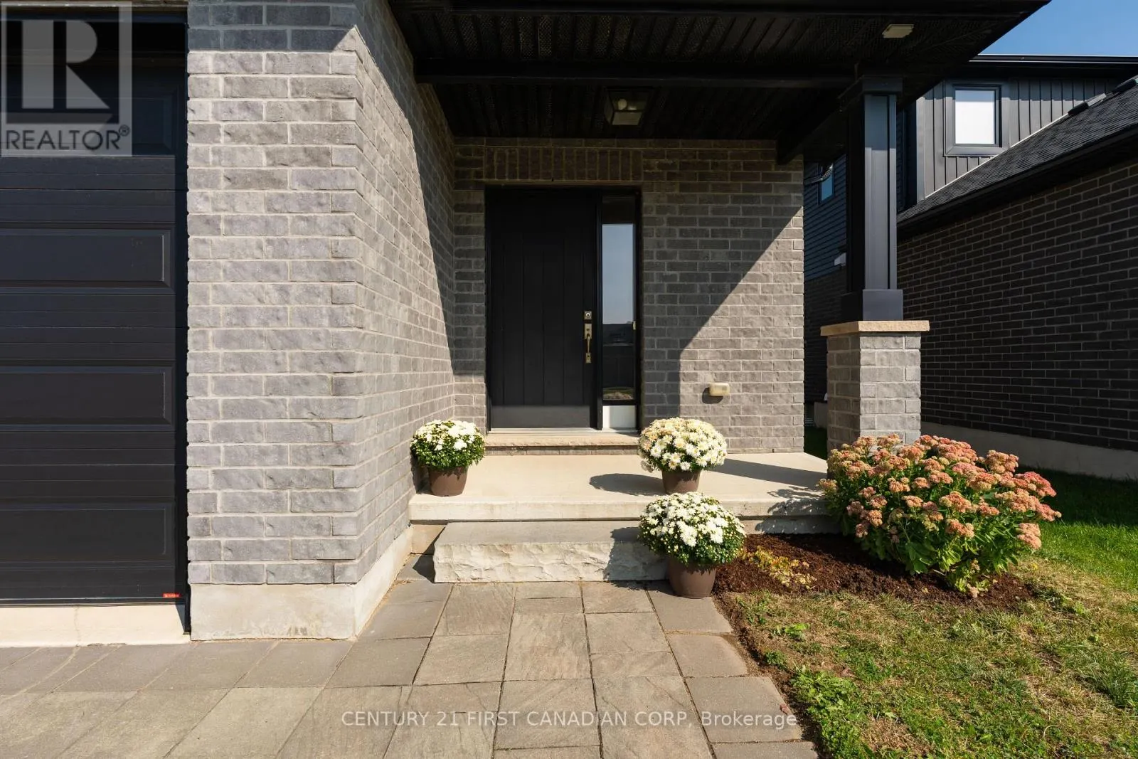 146 GILMOUR DRIVE