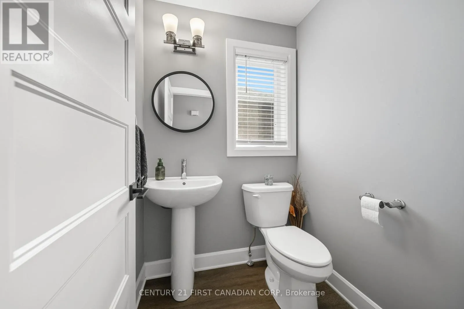 146 GILMOUR DRIVE