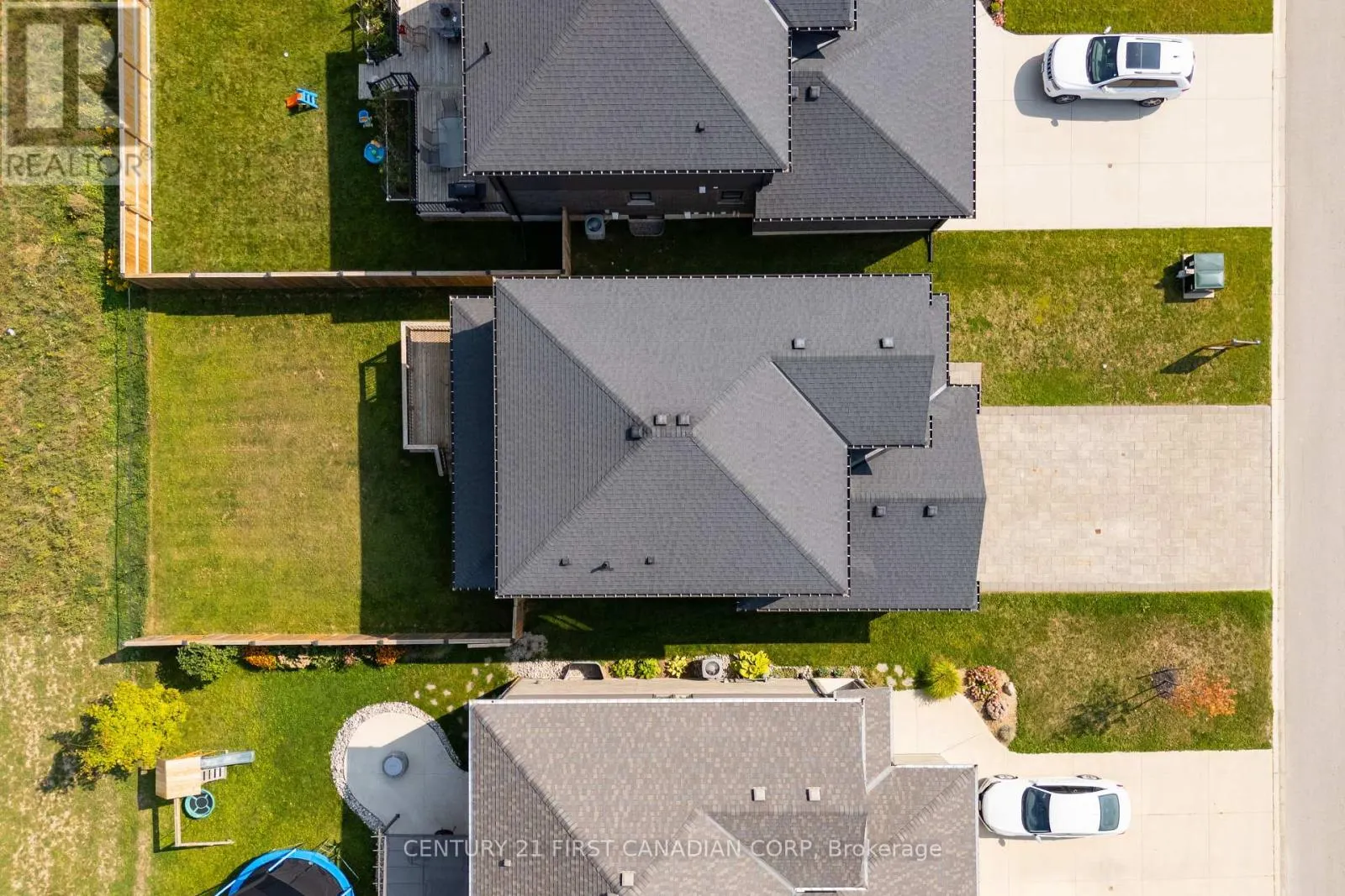 146 GILMOUR DRIVE