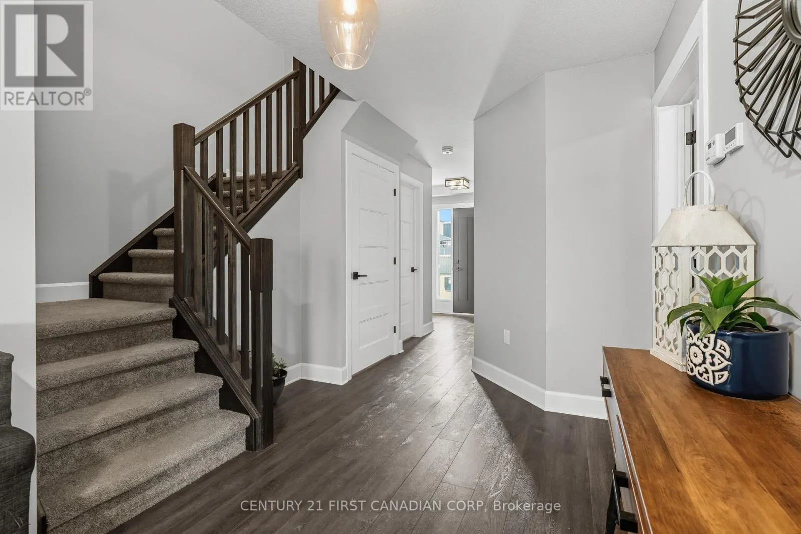 146 GILMOUR DRIVE
