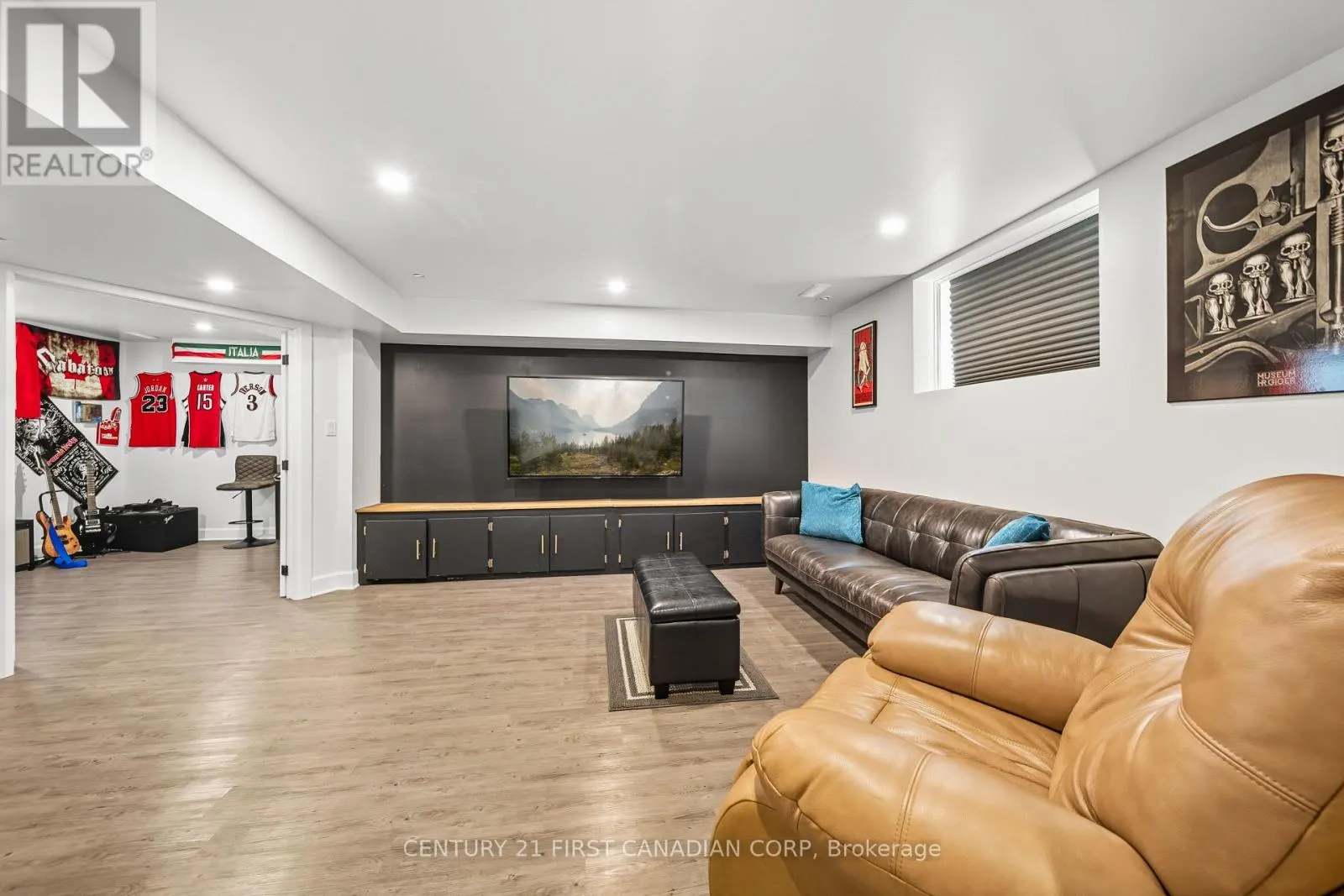 146 GILMOUR DRIVE