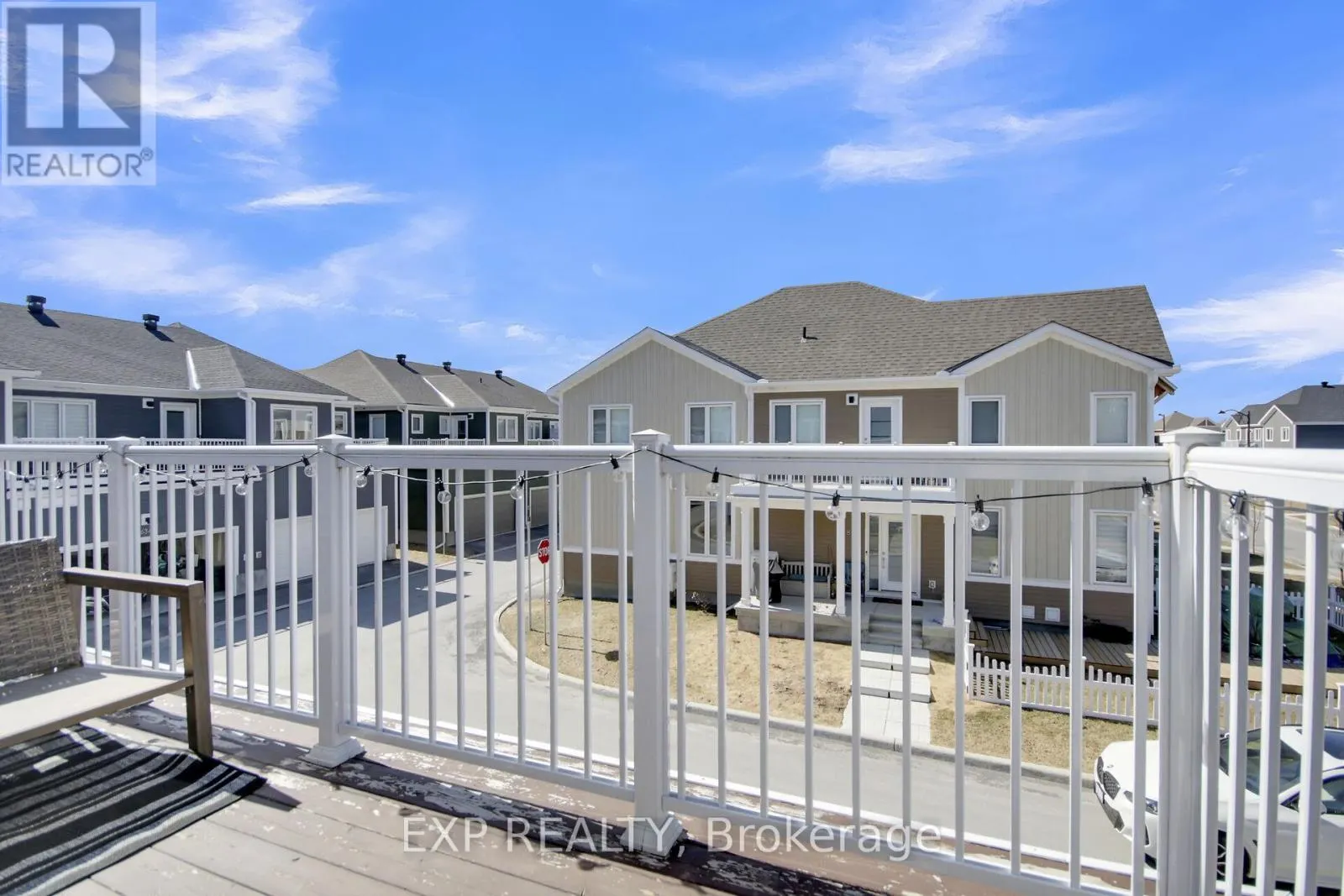 814 BASCULE PLACE