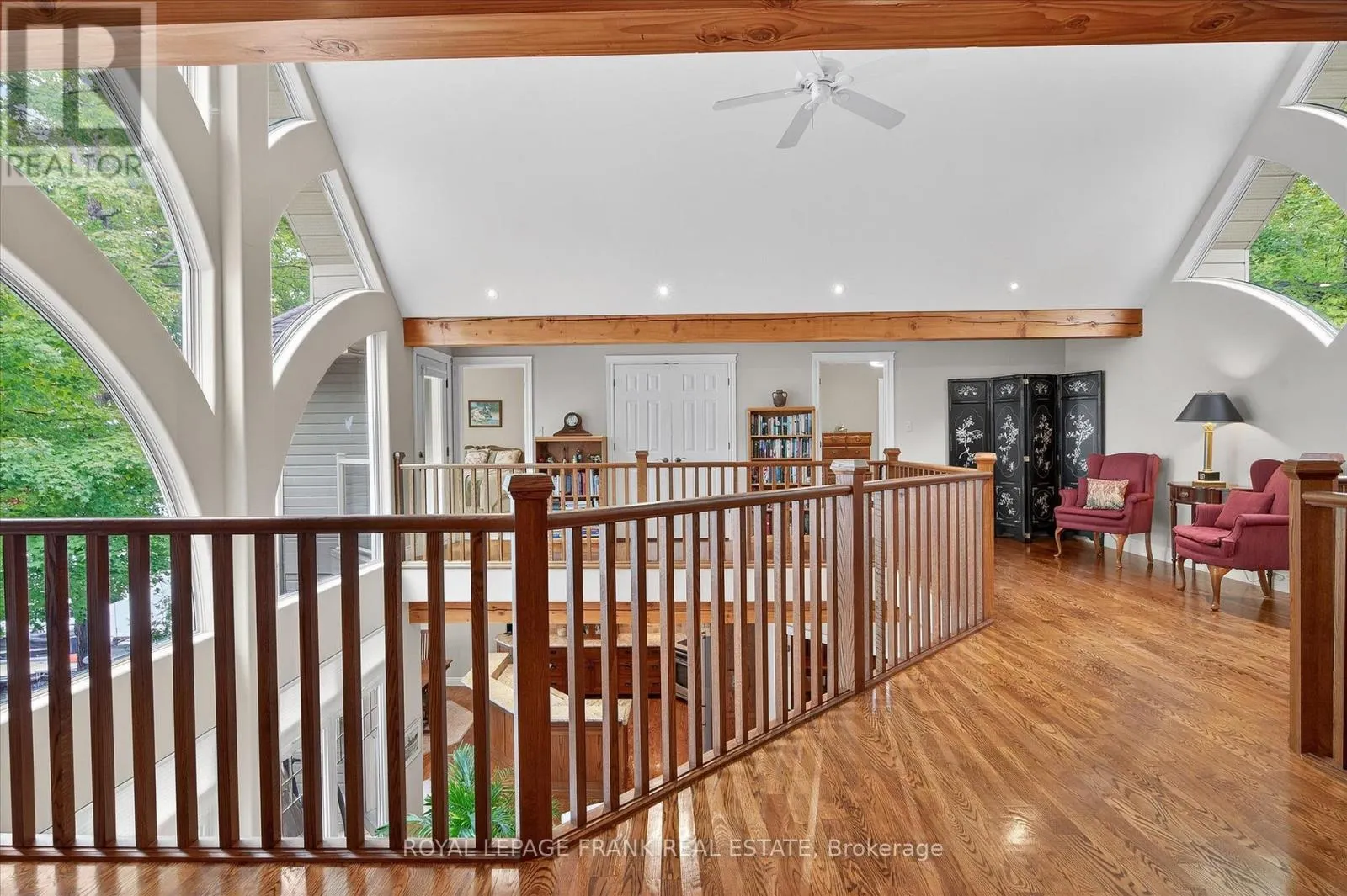 3081 BEACHWOOD DRIVE