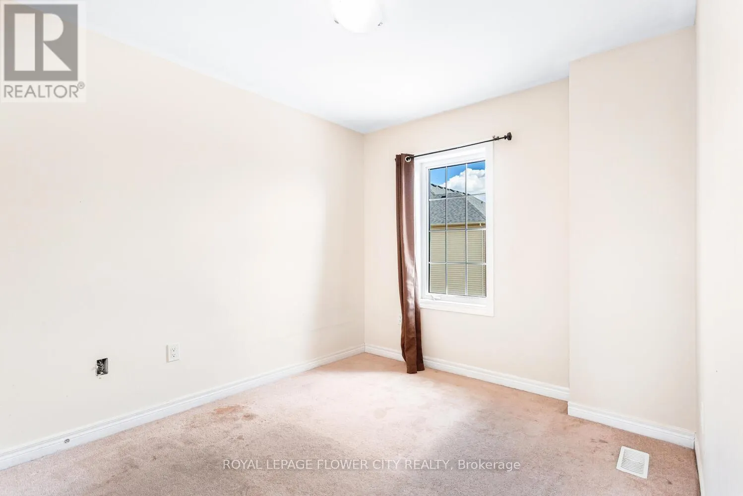 43 - 470 LINDEN DRIVE