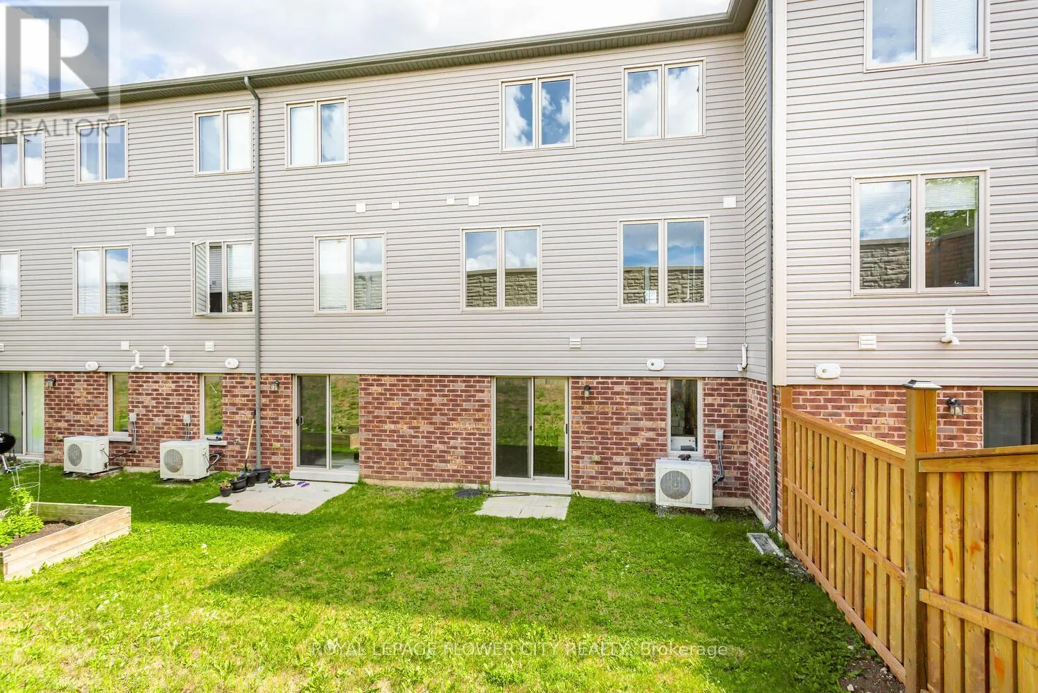 43 - 470 LINDEN DRIVE