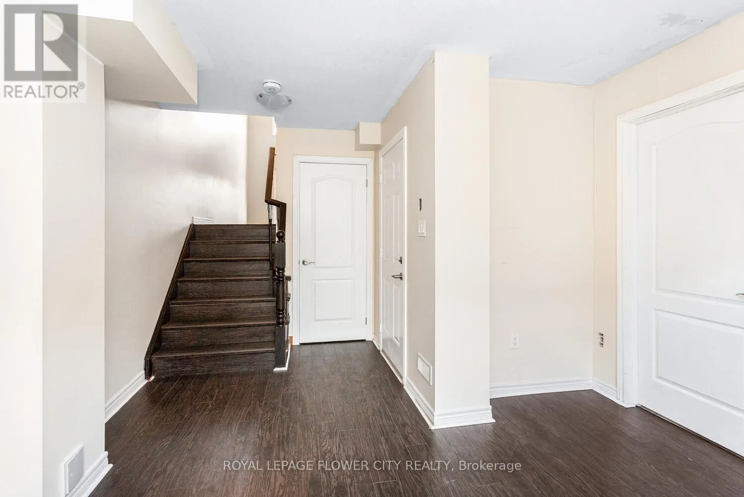 43 - 470 LINDEN DRIVE