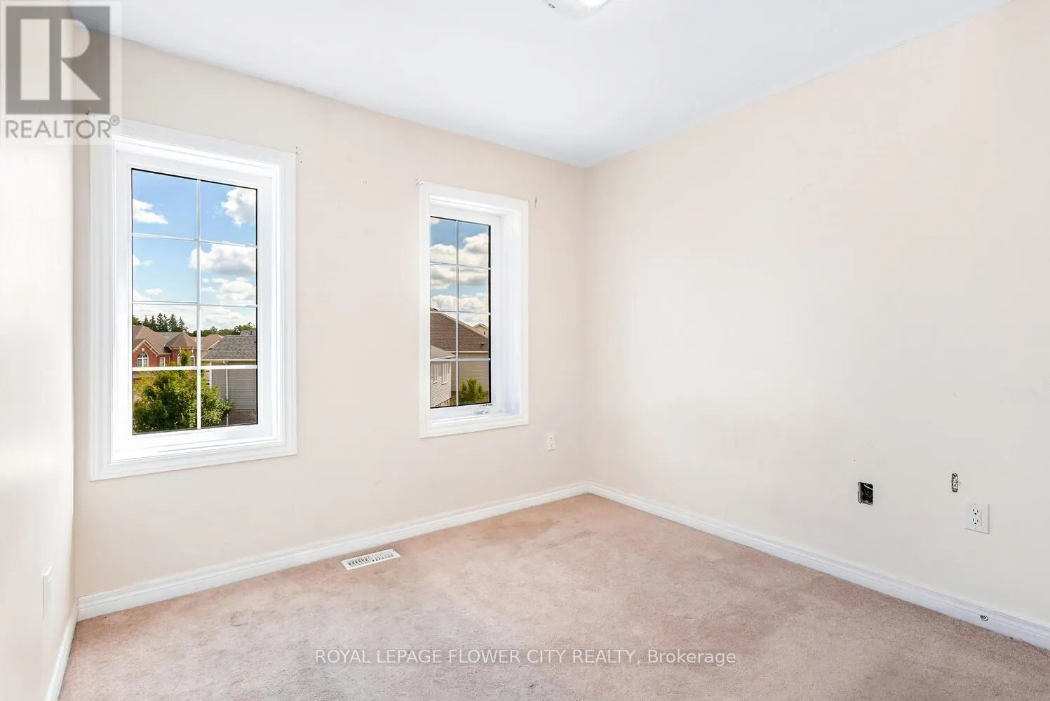43 - 470 LINDEN DRIVE