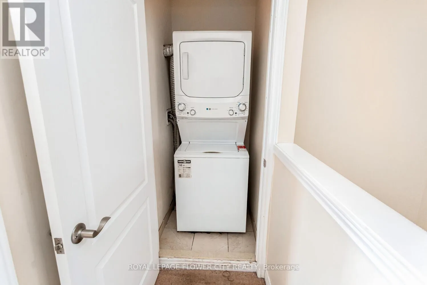 43 - 470 LINDEN DRIVE