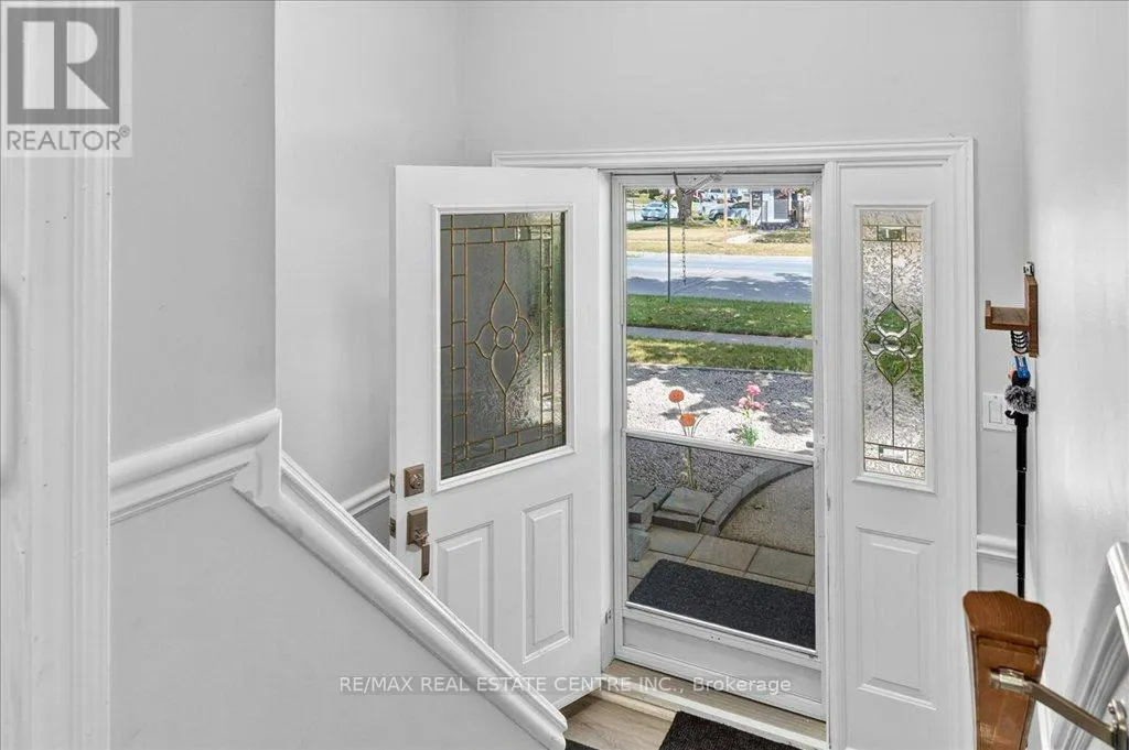 353 GRAND RIDGE DRIVE