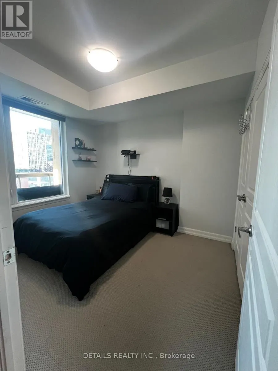 312 - 238 BESSERER STREET N