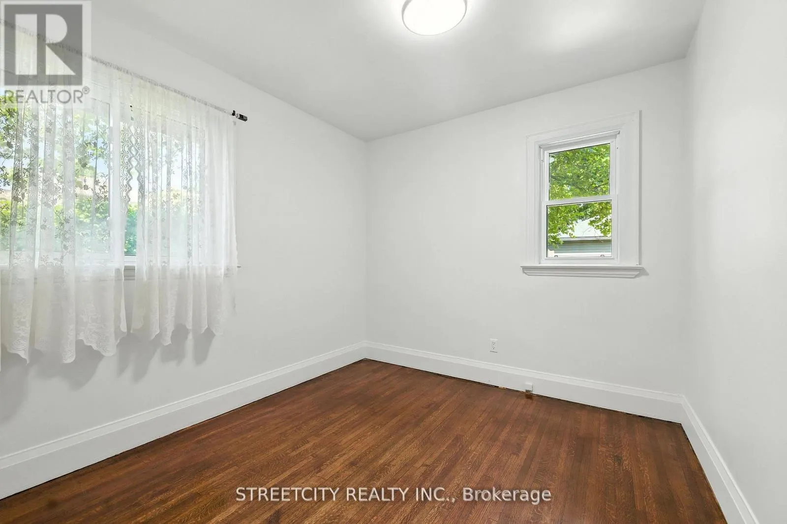 418 ASHLAND AVENUE