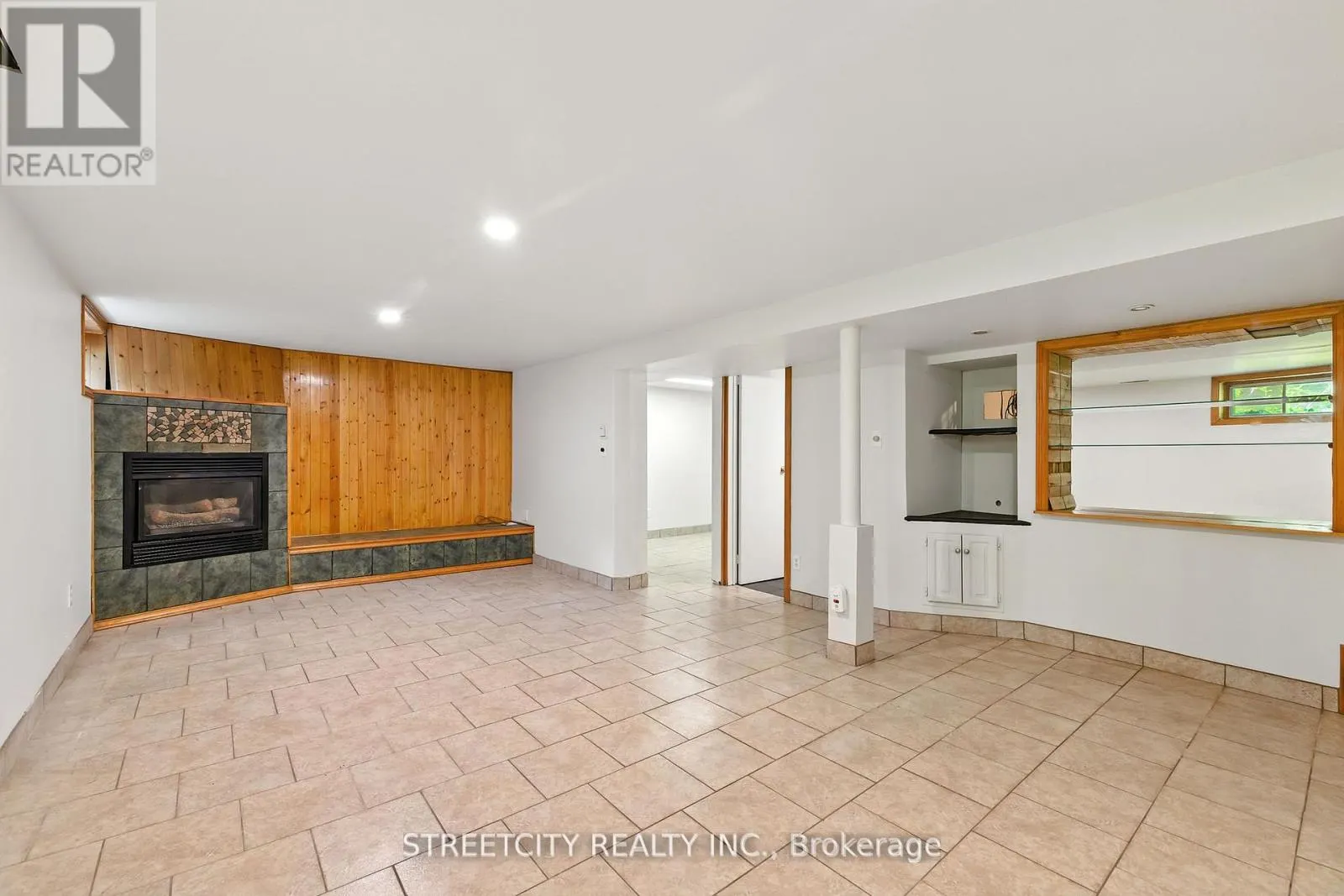 418 ASHLAND AVENUE