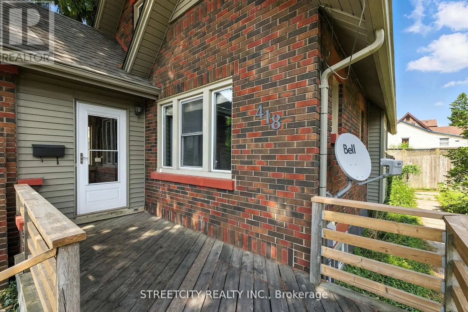 418 ASHLAND AVENUE