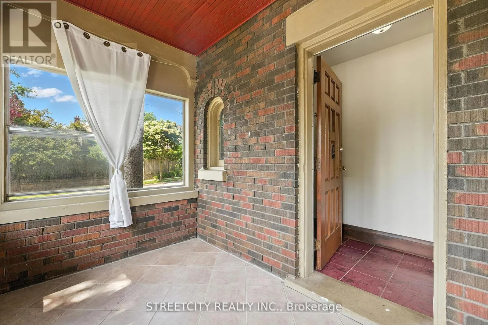418 ASHLAND AVENUE