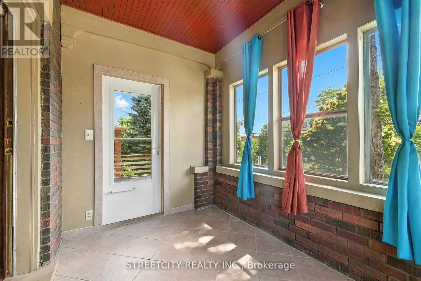 418 ASHLAND AVENUE