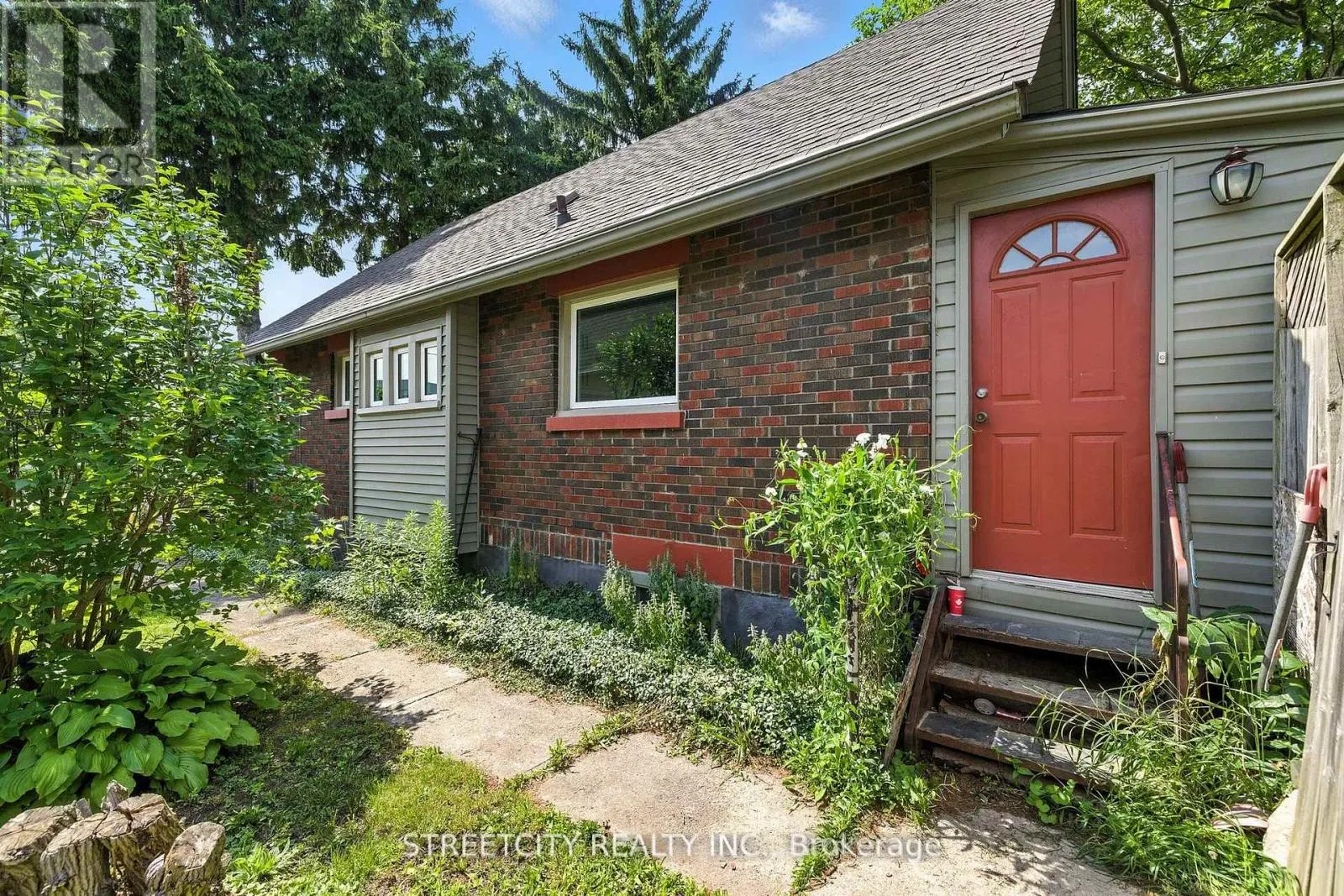 418 ASHLAND AVENUE