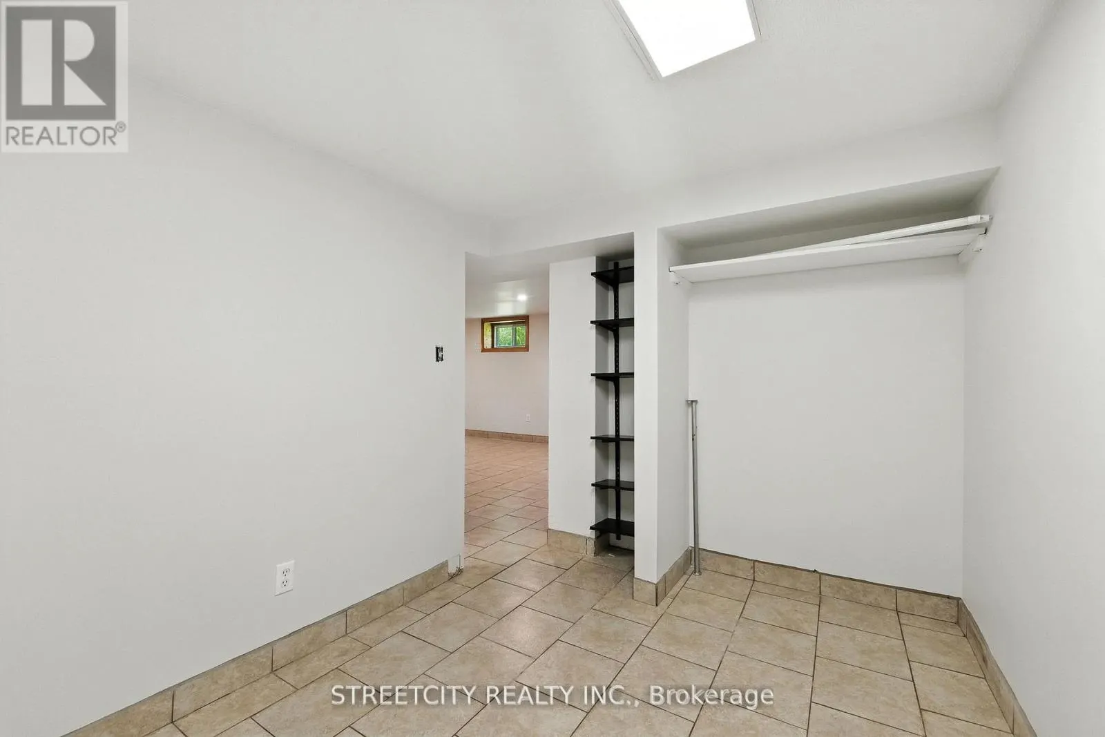 418 ASHLAND AVENUE